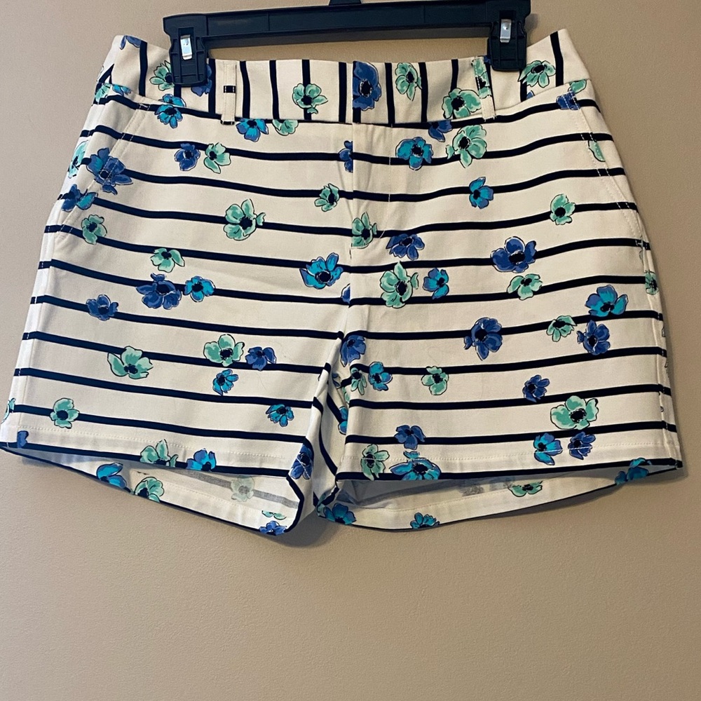 Elle Blue Floral Striped Women's Shorts Size 6